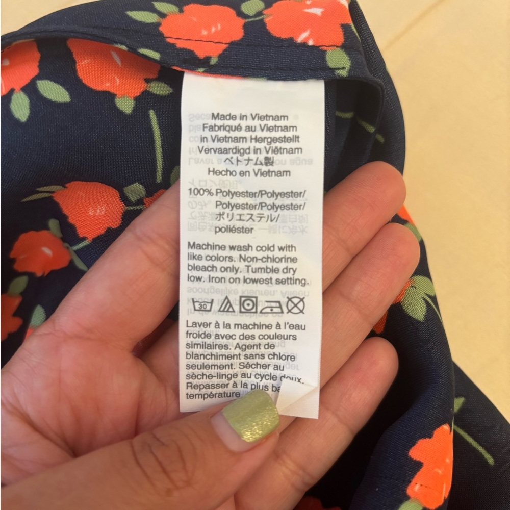J Crew Silk Skirt - floral print - Picture 4 of 4